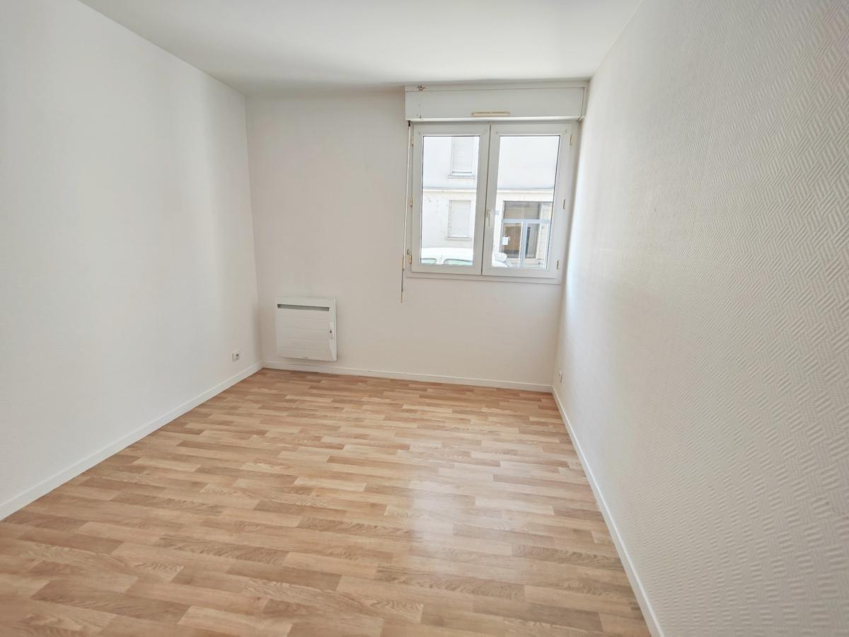 
																																							3 pièces - 
																																						RDC - 76m² - 182 100 € - Photo #6