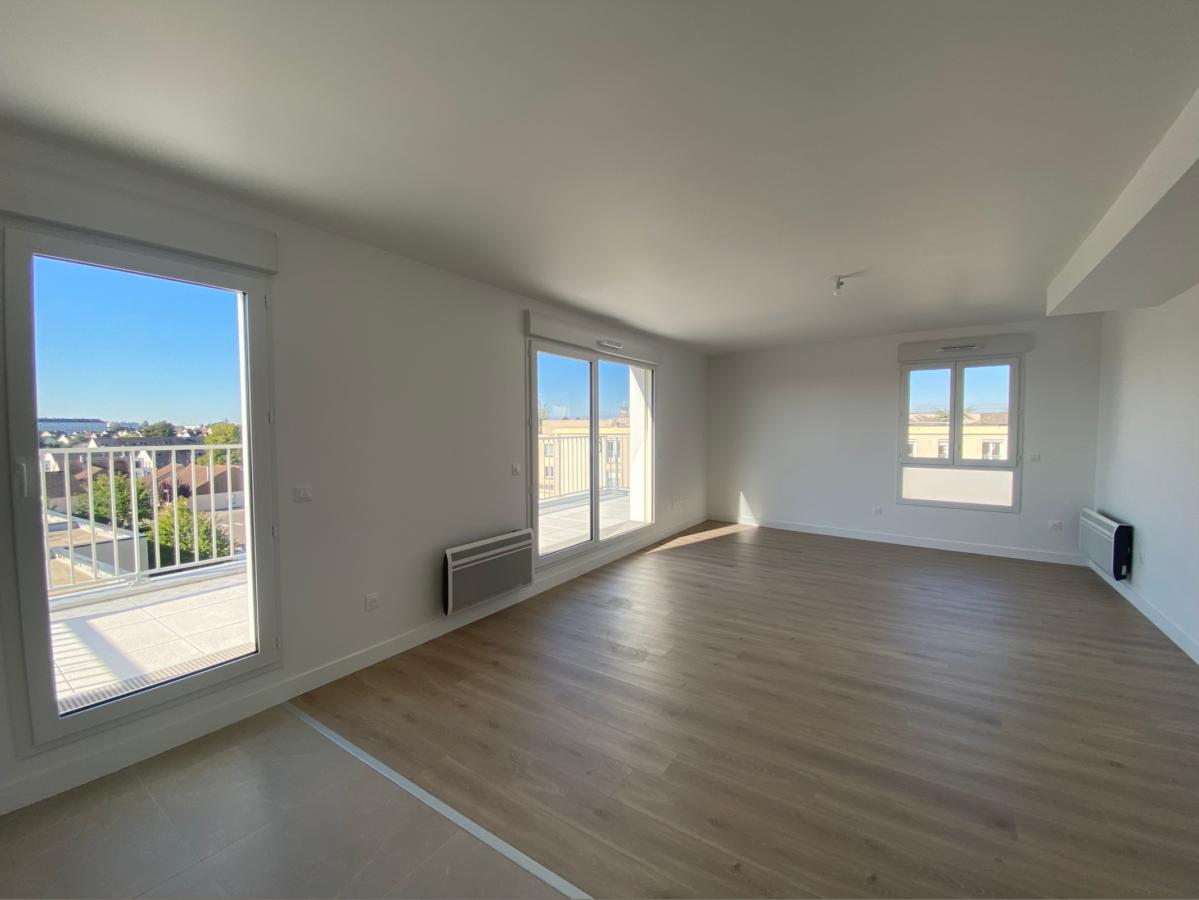 
																			4 pièces - 
																		3ème étage - 90m² - 993,05 € - Photo #1