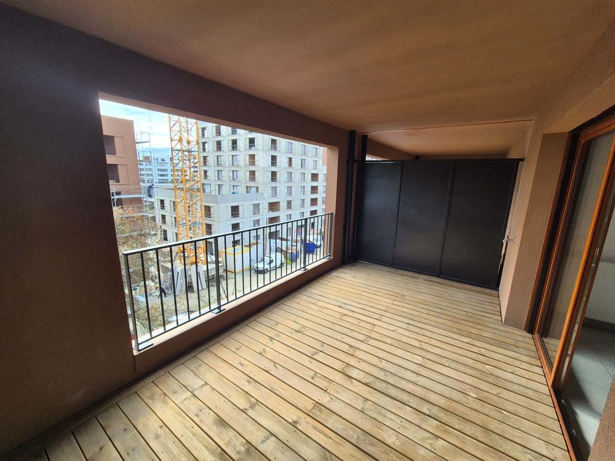 3 pièces - 4ème étage - 65m² - 855,95 € - Photo #0