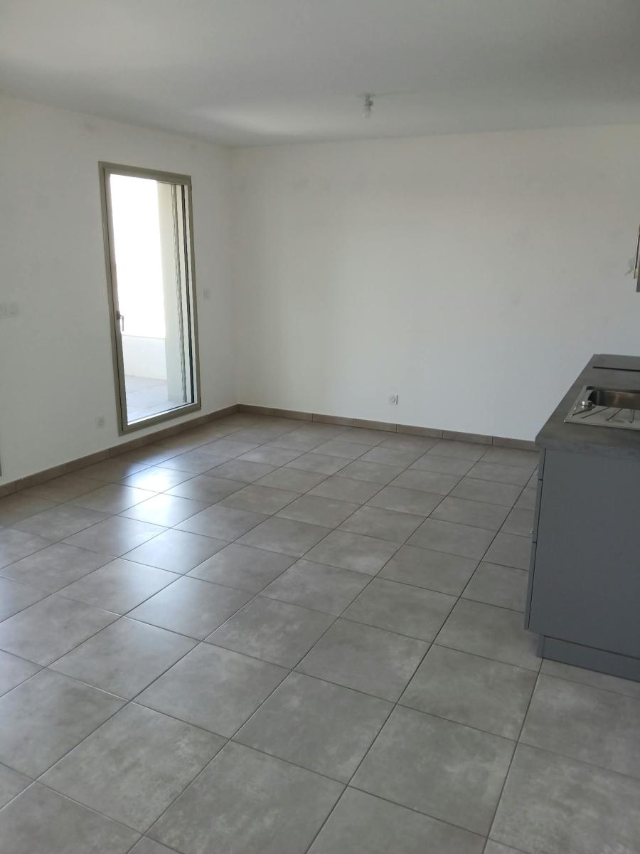 3 pièces - 2ème étage - 66m² - 948,45 € - Photo #4