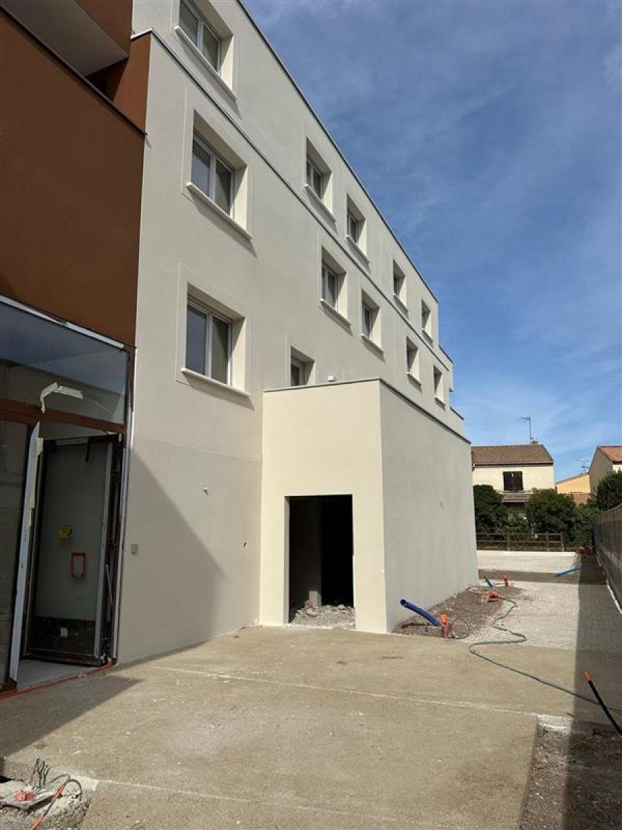 
																			2 pièces - 
																		3ème étage - 46m² - 741,40 € - Photo #1