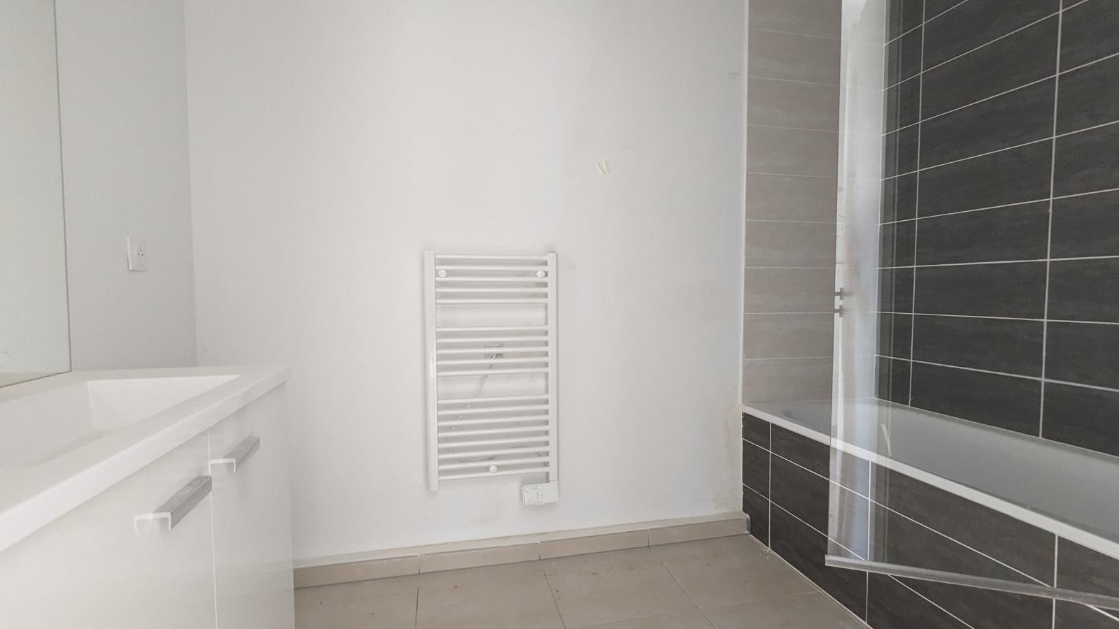 
																																							3 pièces - 
																																						1er étage - 65m² - 771,94 € - Photo #5