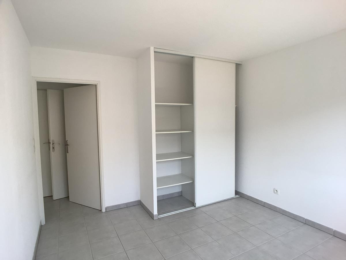 
																																							2 pièces - 
																																						2ème étage - 0m² - 126 700 € - Photo #7