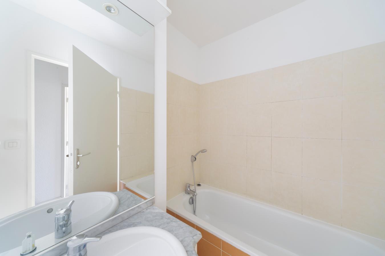 
																																							3 pièces - 
																																						1er étage - 69m² - 606,36 € - Photo #2