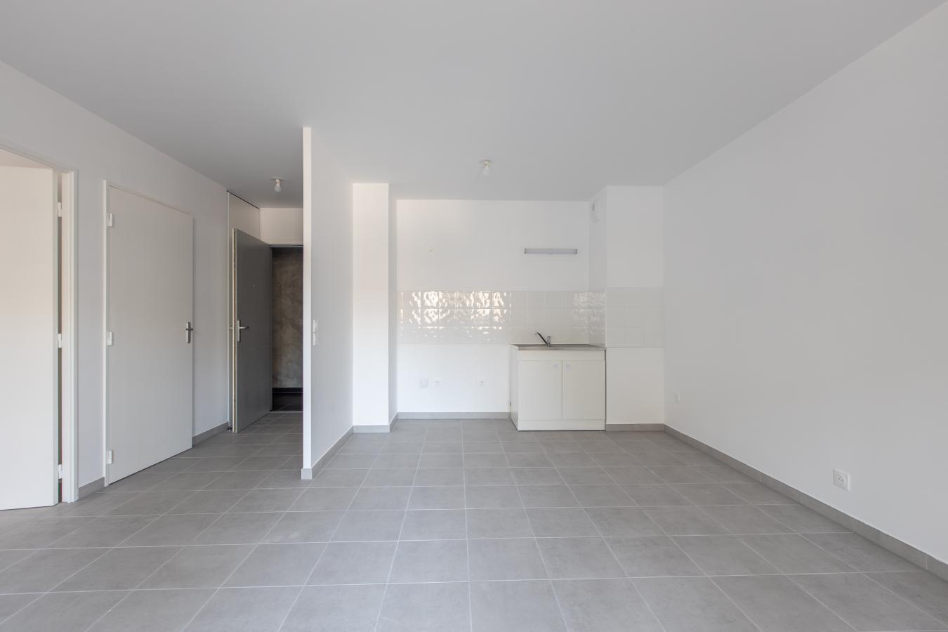 
																																							2 pièces - 
																																						3ème étage - 44m² - 800,39 € - Photo #2