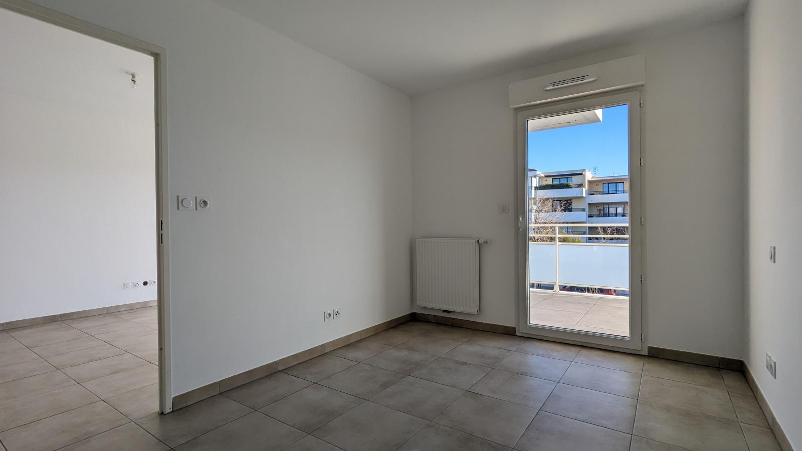 
																																							2 pièces - 
																																						2ème étage - 38m² - 811,33 € - Photo #4