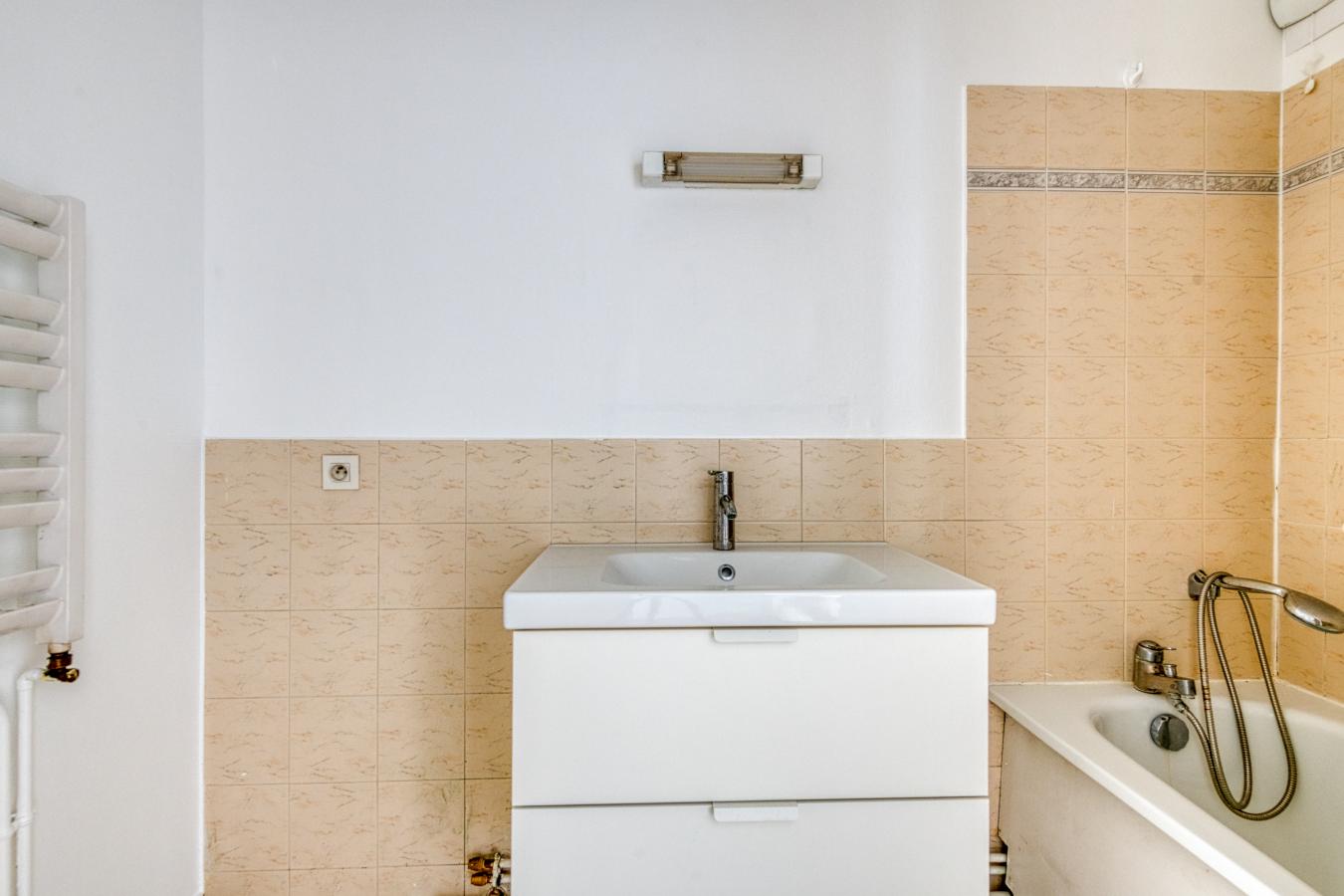 
																			4 pièces - 
																		1er étage - 82m² - 325 000 € - Photo #6