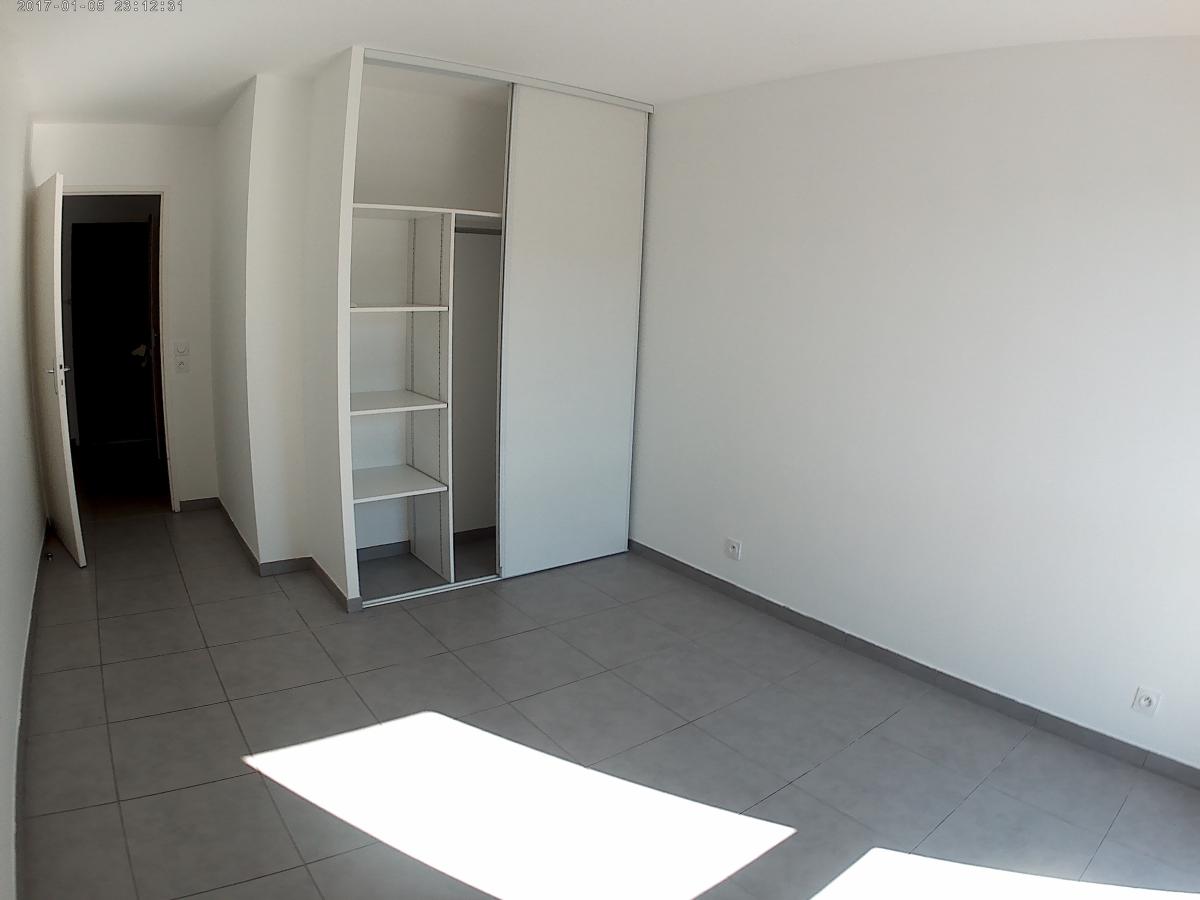 2 pièces - 2ème étage - 37m² - 688,82 € - Photo #3