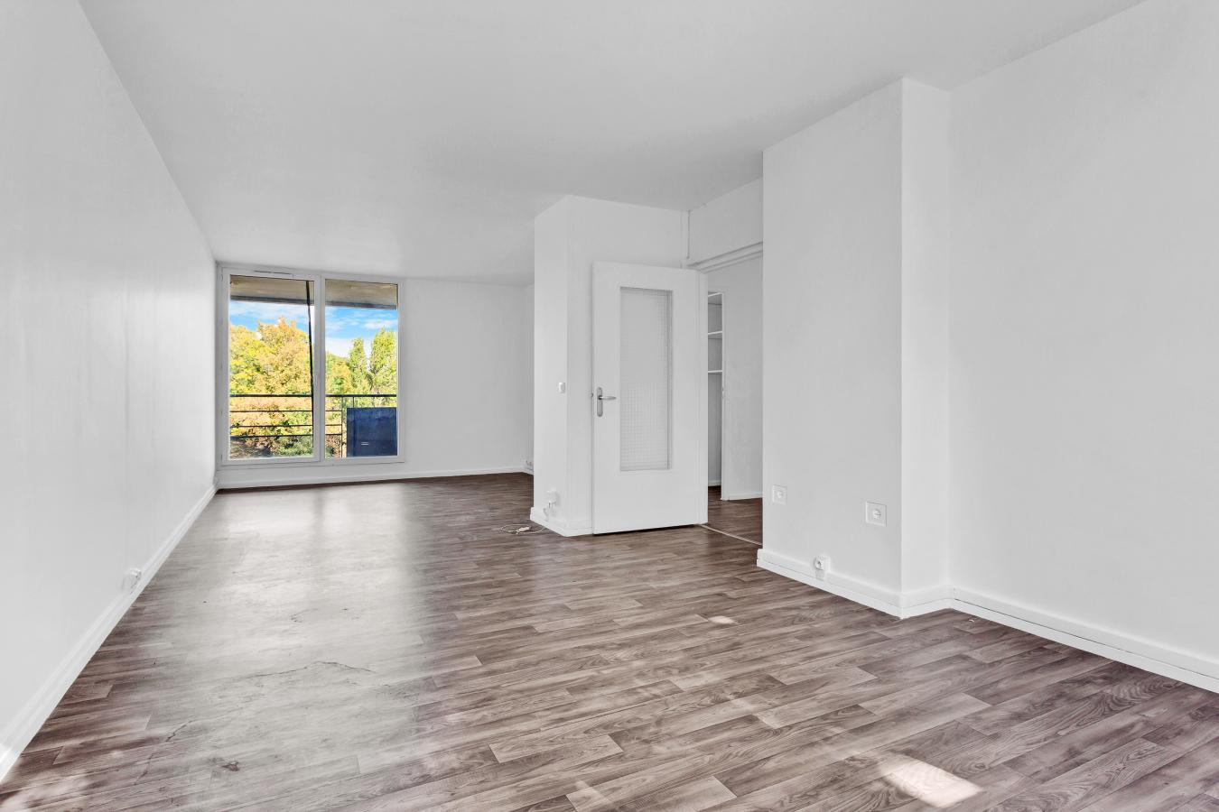 4 pièces - 3ème étage - 76m² - 1 439,66 € - Photo #1