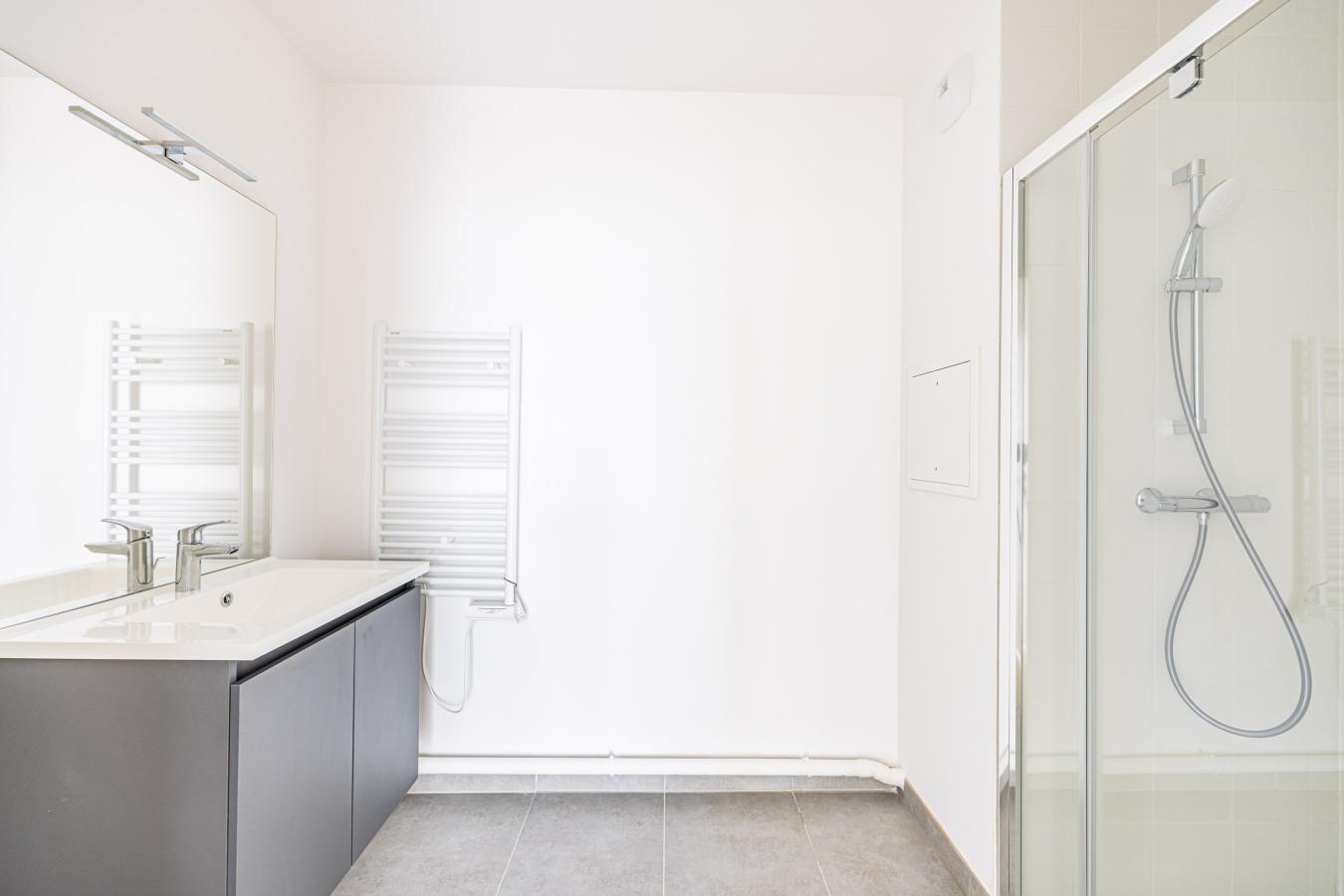 
																																							3 pièces - 
																																						4ème étage - 68m² - 1 146,52 € - Photo #7