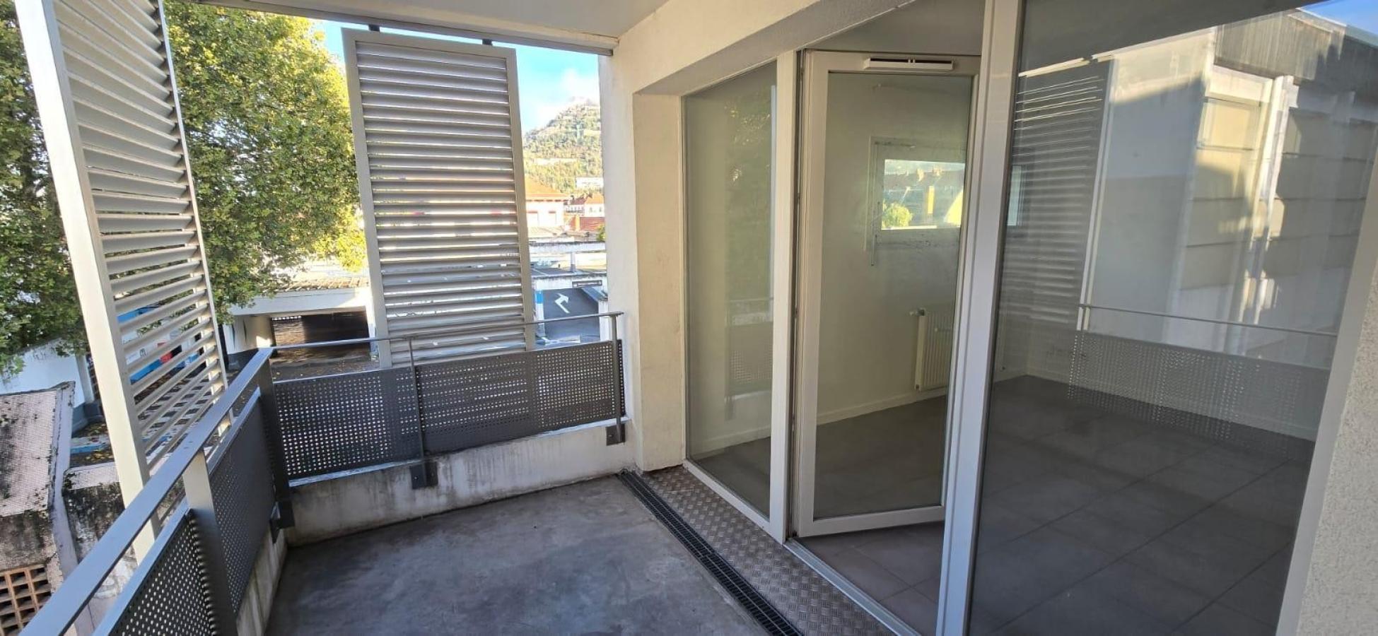 3 pièces - 4ème étage - 69m² - 959,37 € - Photo #7