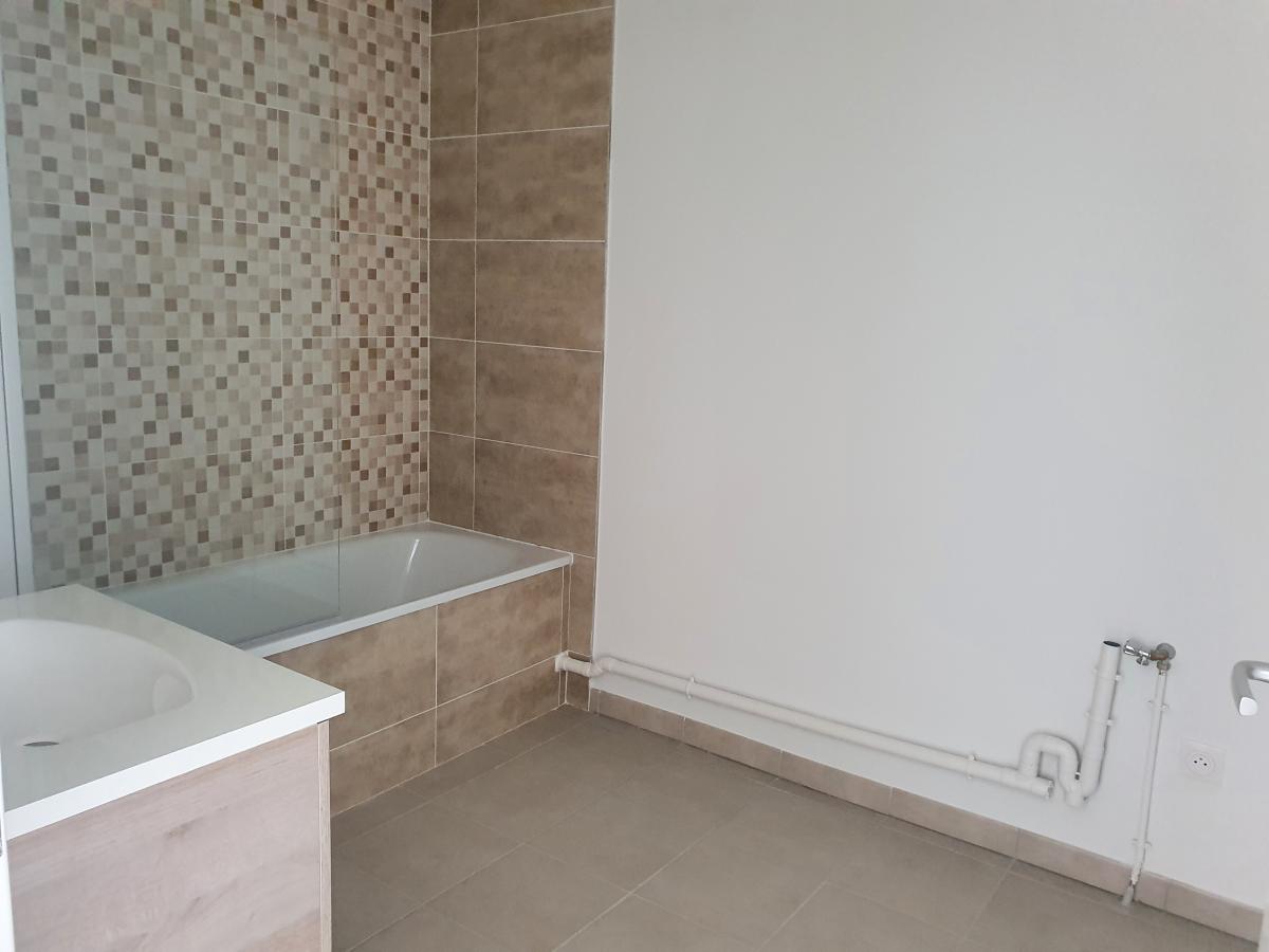 3 pièces - 3ème étage - 60m² - 857,73 € - Photo #4