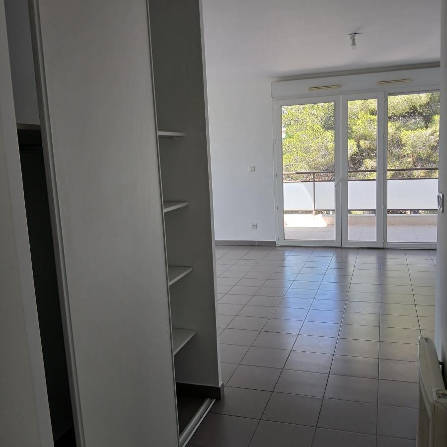 
																																							3 pièces - 
																																						2ème étage - 72m² - 922,55 € - Photo #3