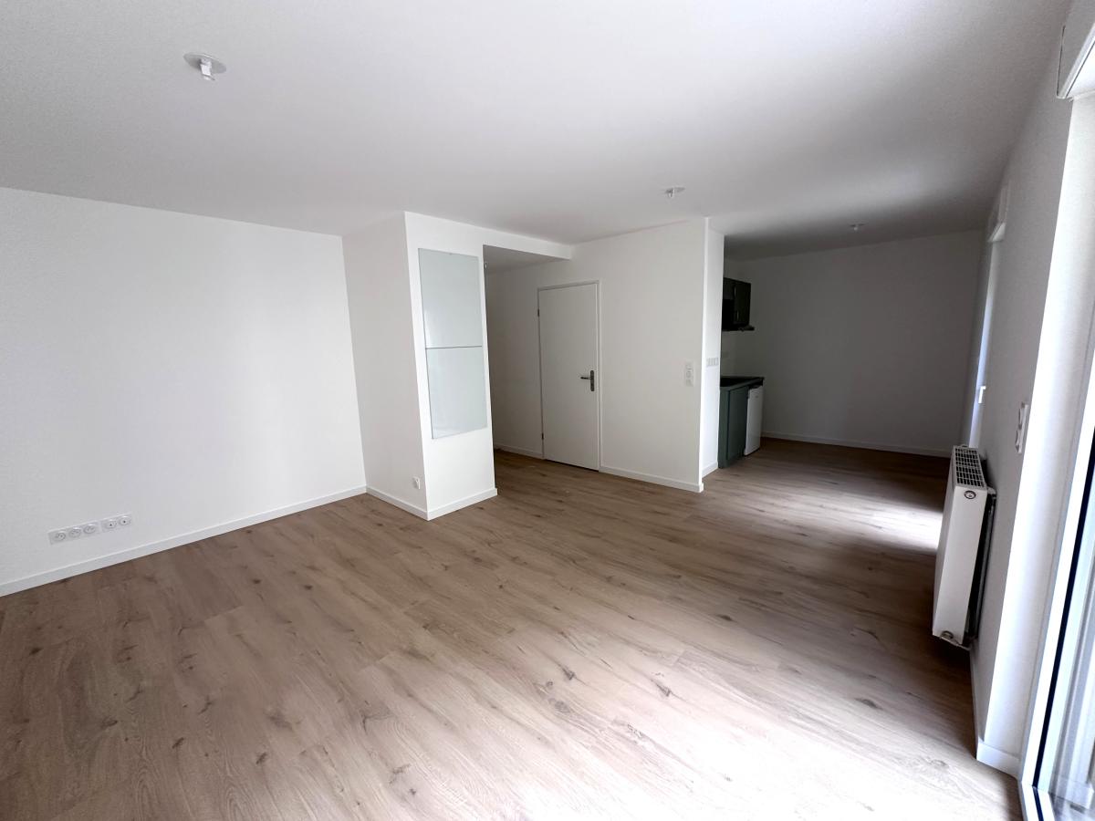 1 pièce - 1er étage - 34m² - 610,43 € - Photo #4