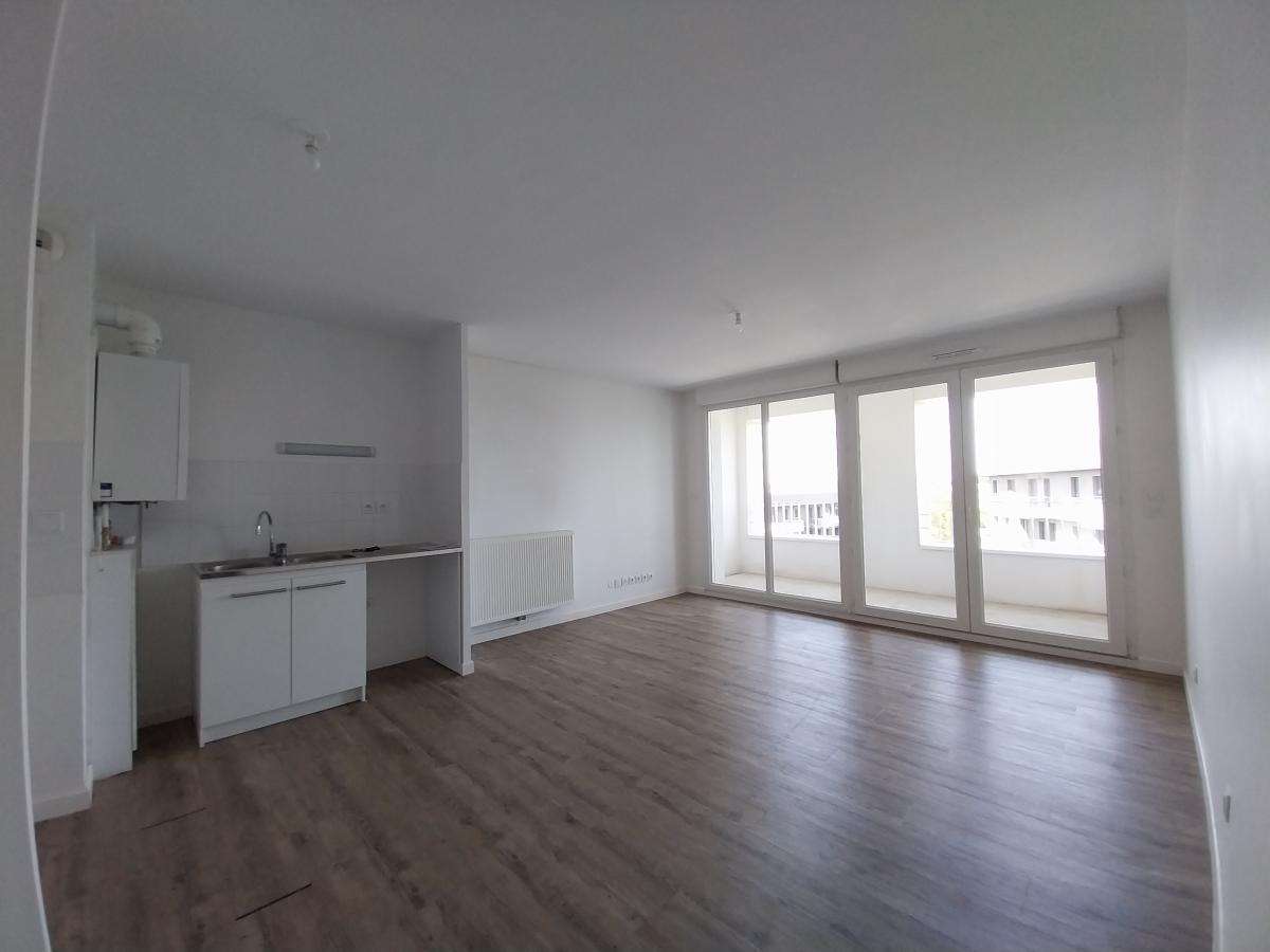 
																																							3 pièces - 
																																						7ème étage - 66m² - 886,29 € - Photo #3