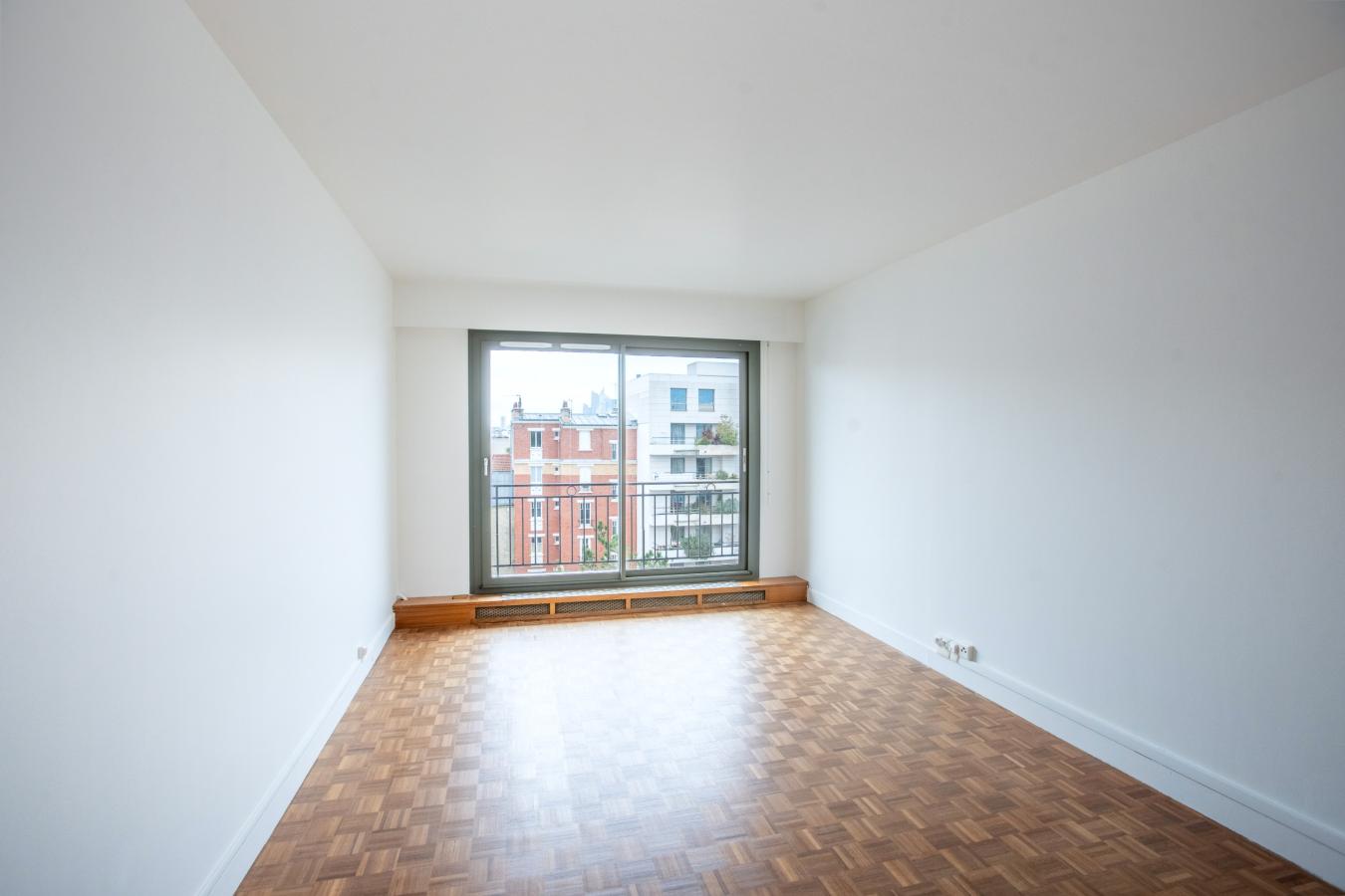 
																																							3 pièces - 
																																						6ème étage - 68m² - 2 104,67 € - Photo #5