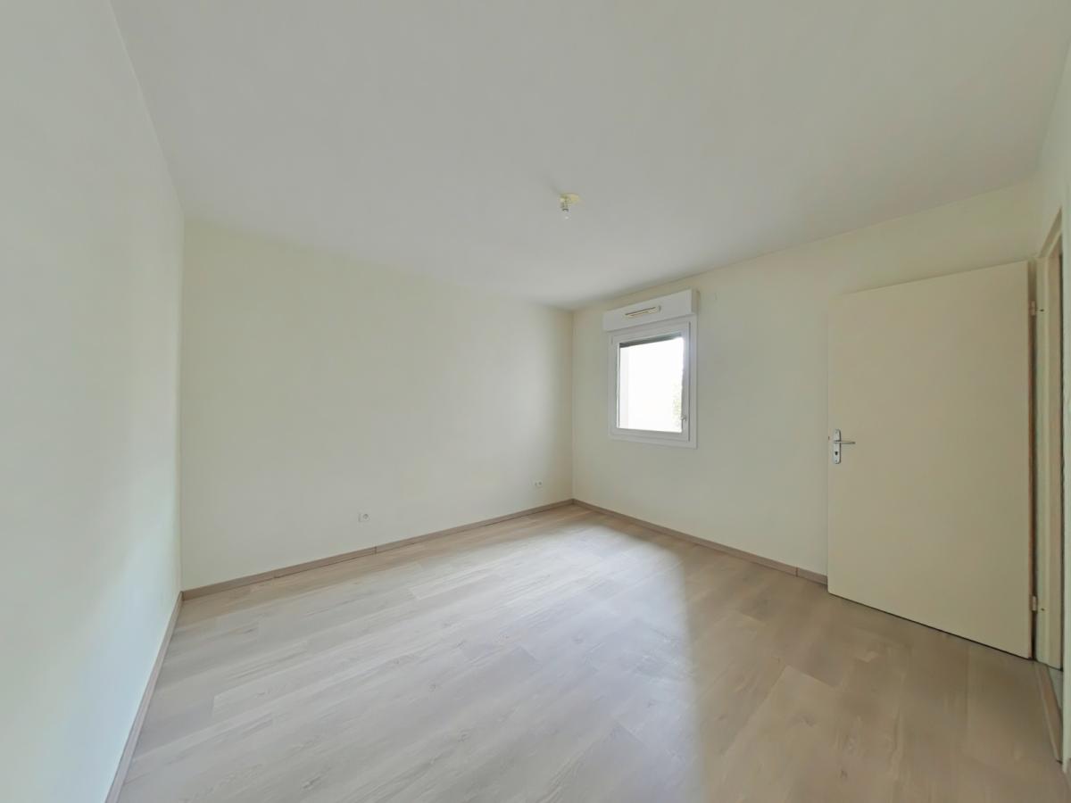 
																																							3 pièces - 
																																						2ème étage - 62m² - 816,17 € - Photo #3