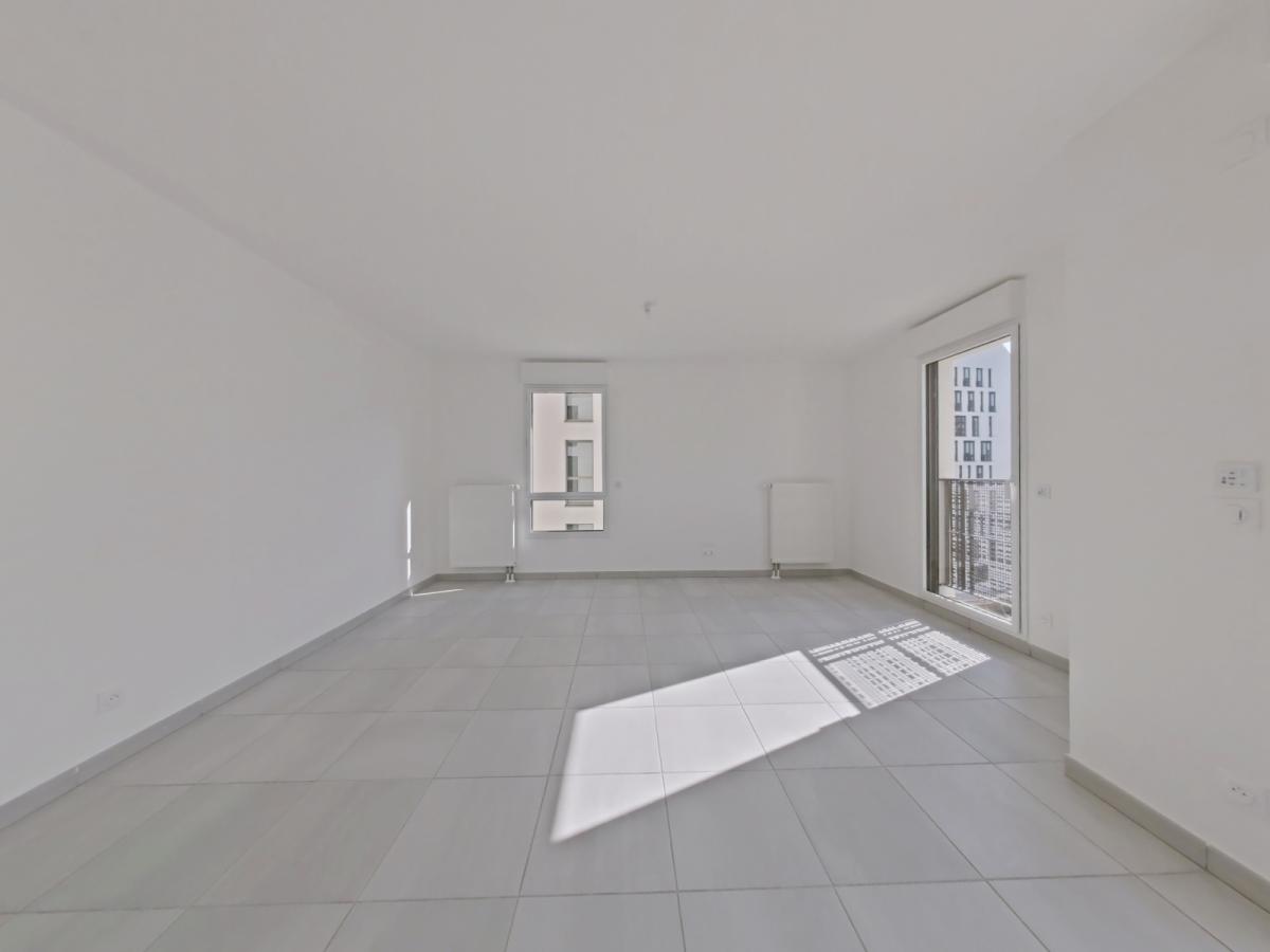 3 pièces - 5ème étage - 62m² - 807,62 € - Photo #2