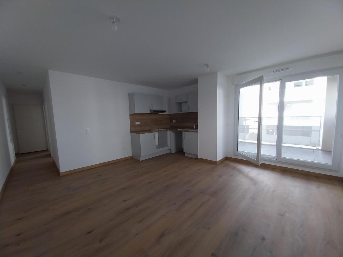 
																																							3 pièces - 
																																						1er étage - 59m² - 727,28 € - Photo #3