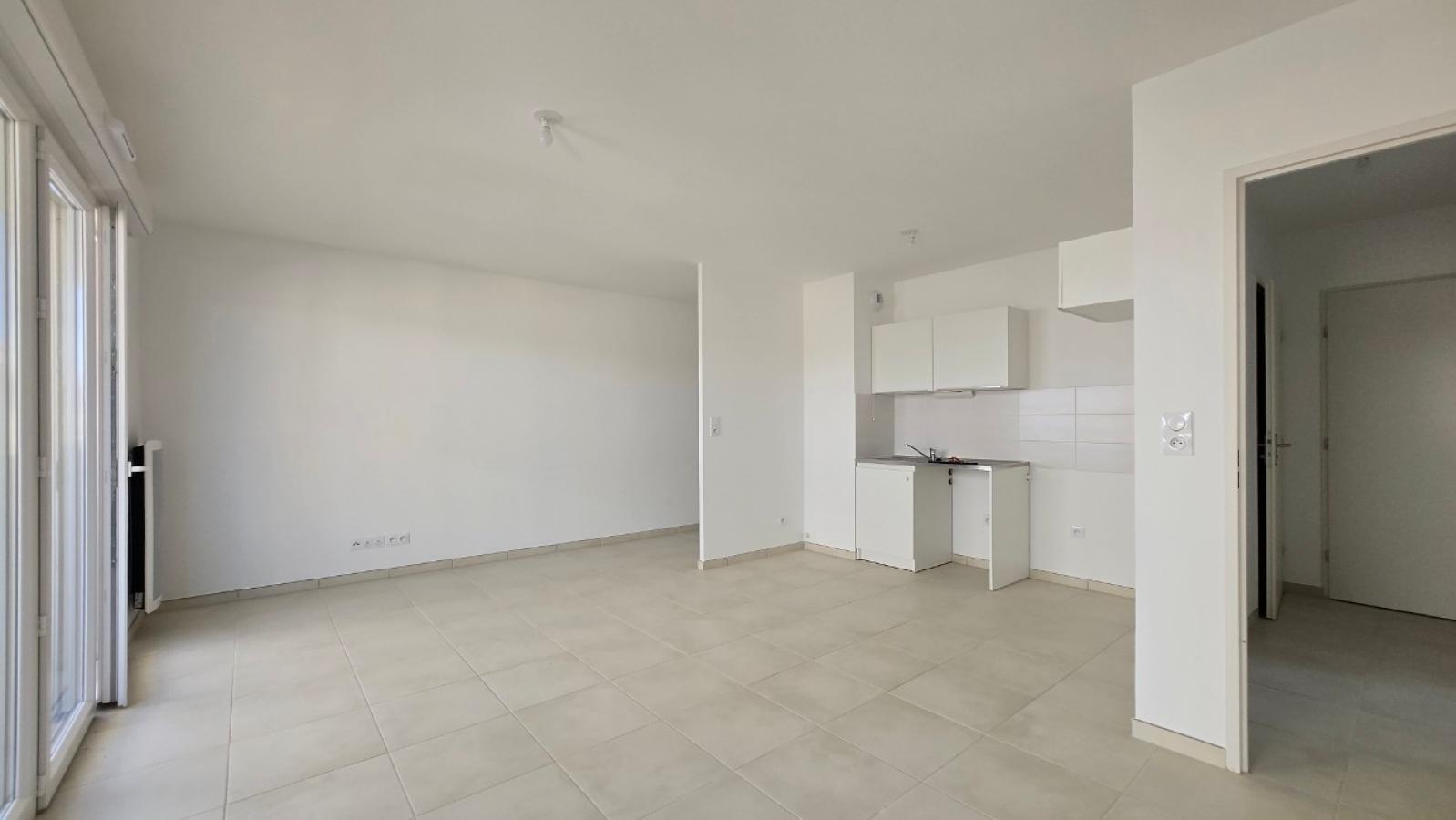 
																																							3 pièces - 
																																						1er étage - 60m² - 865,39 € - Photo #1