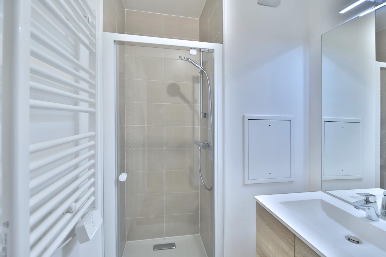 
																			3 pièces - 
																		5ème étage - 65m² - 1 295,76 € - Photo #1