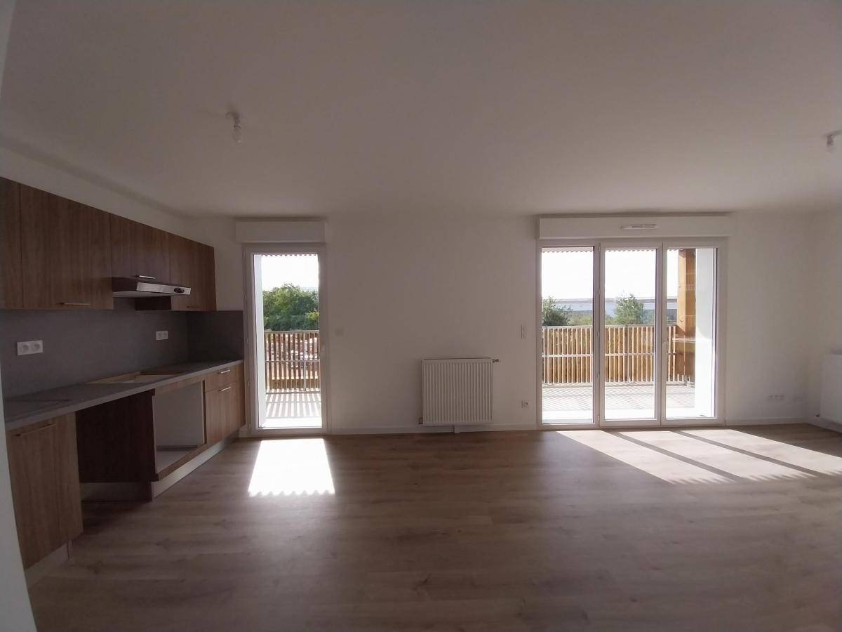 
																																							3 pièces - 
																																						3ème étage - 62m² - 793,39 € - Photo #2