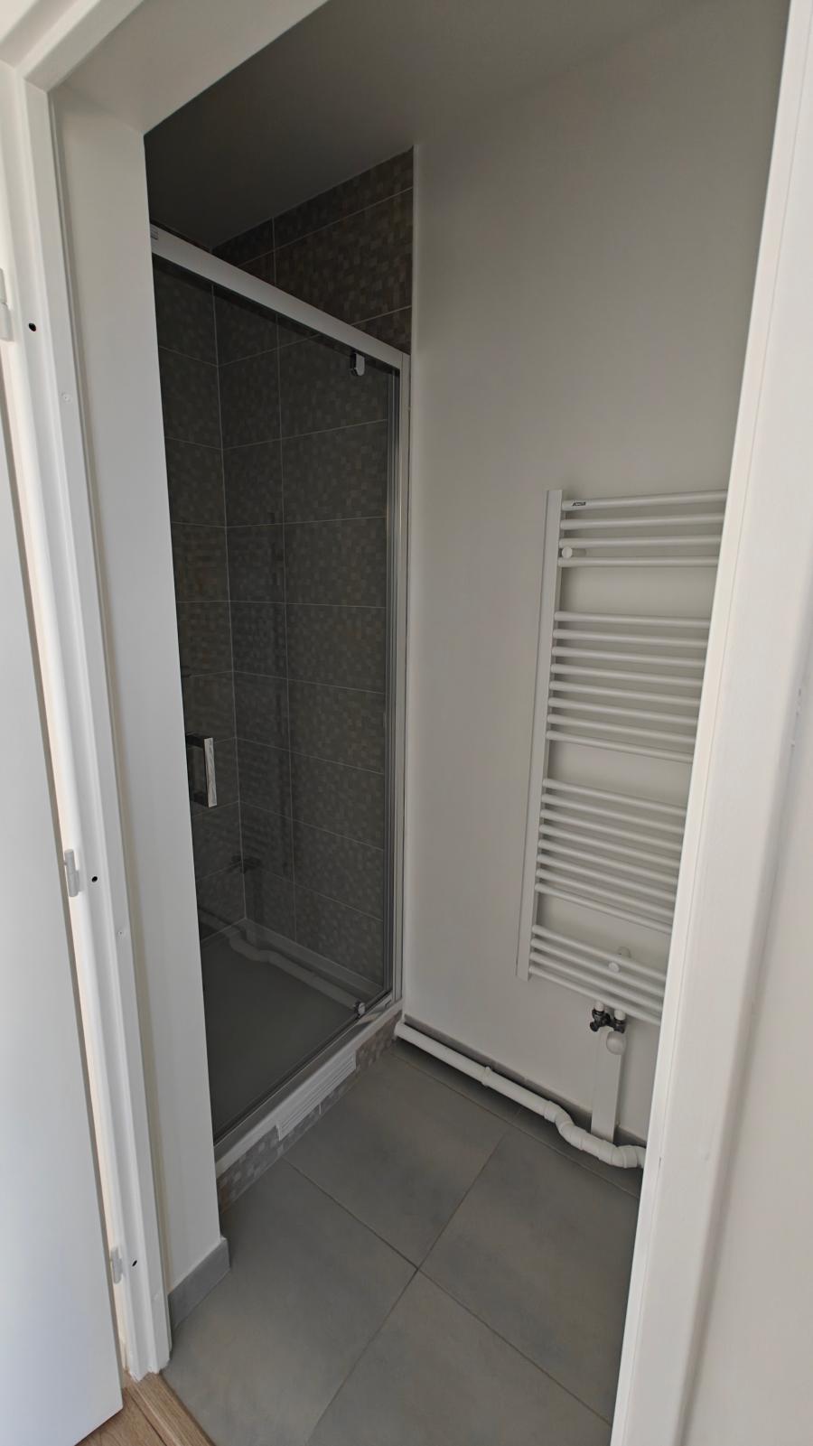 
																			2 pièces - 
																		RDC - 47m² - 1 090,37 € - Photo #0