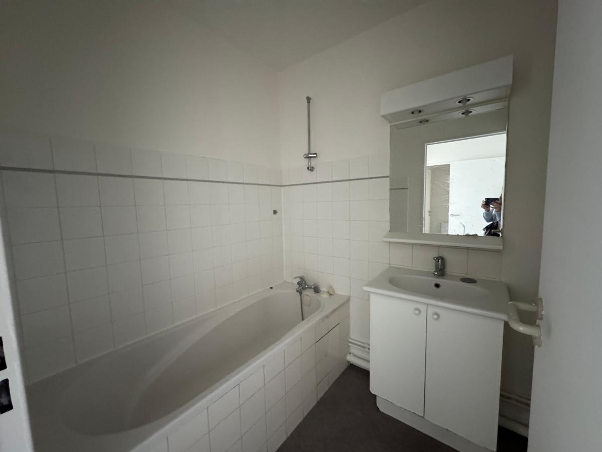 
																			3 pièces - 
																		1er étage - 72m² - 160 000 € - Photo #5