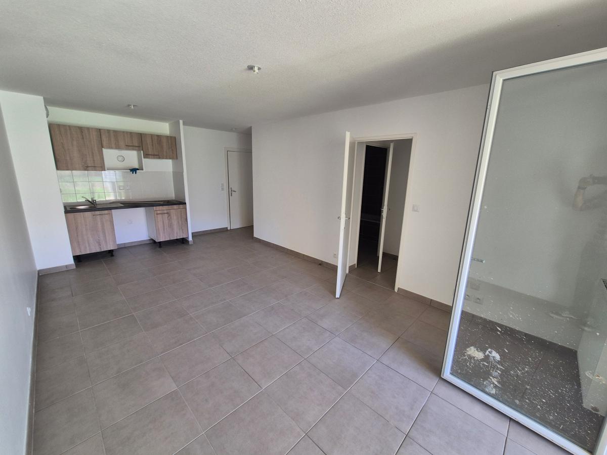 2 pièces - RDC - 45m² - 705,90 € - Photo #1