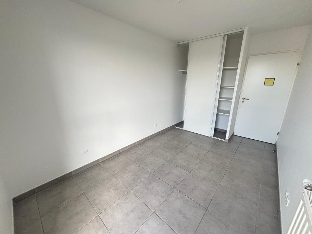 
																																							4 pièces - 
																																						5ème étage - 85m² - 1 089,00 € - Photo #4