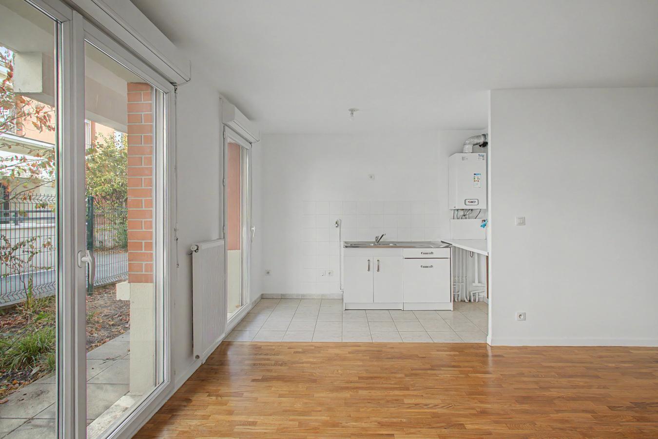 2 pièces - RDC - 52m² - 1 363,19 € - Photo #2
