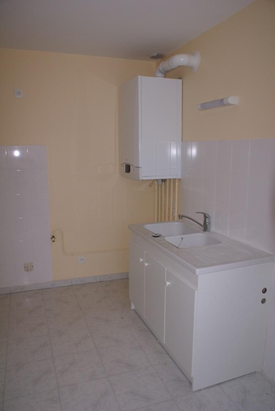 5 pièces - RDC - 106m² - 1 401,59 € - Photo #6