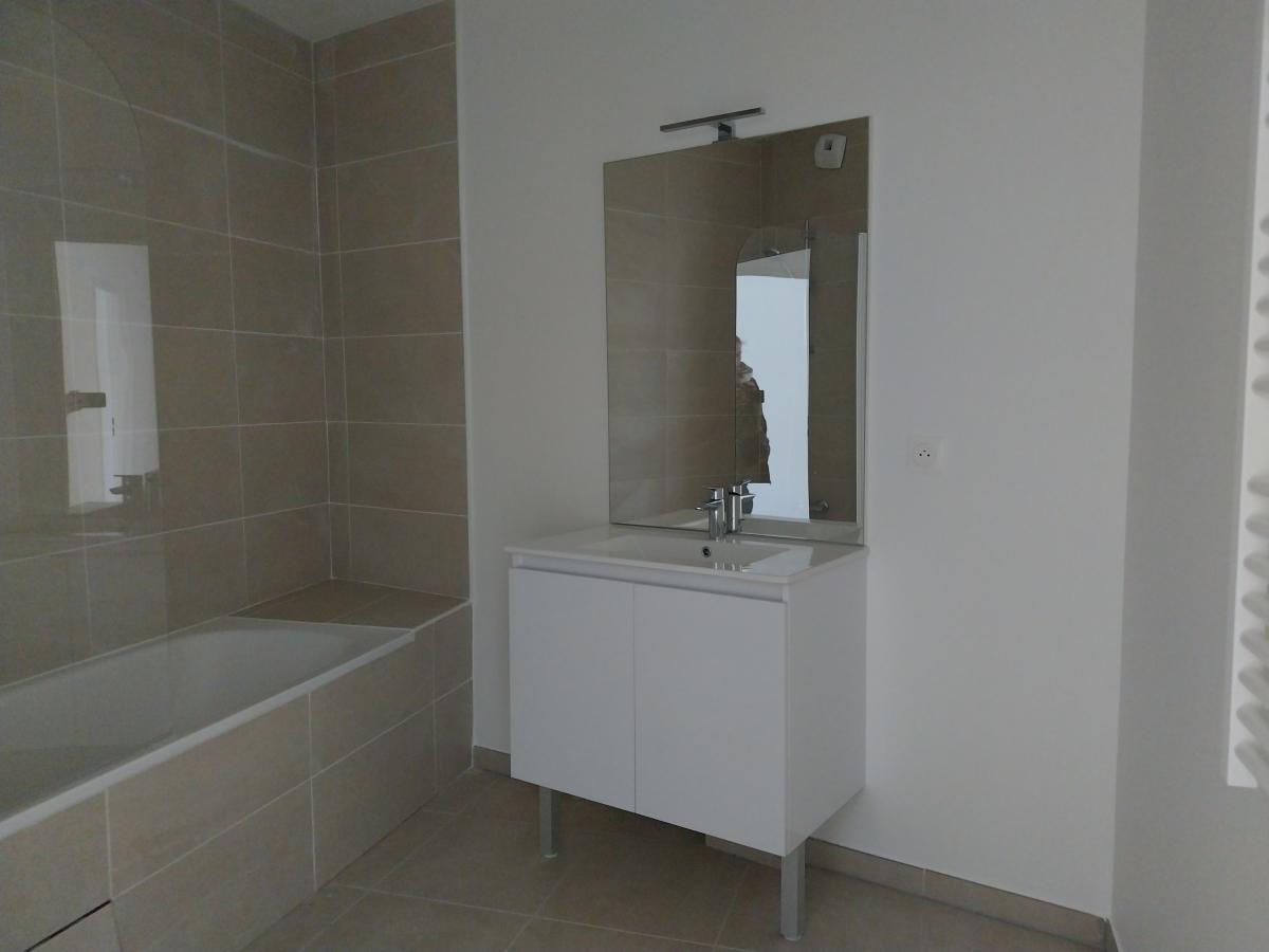 
																																							2 pièces - 
																																						RDC - 44m² - 712,19 € - Photo #6