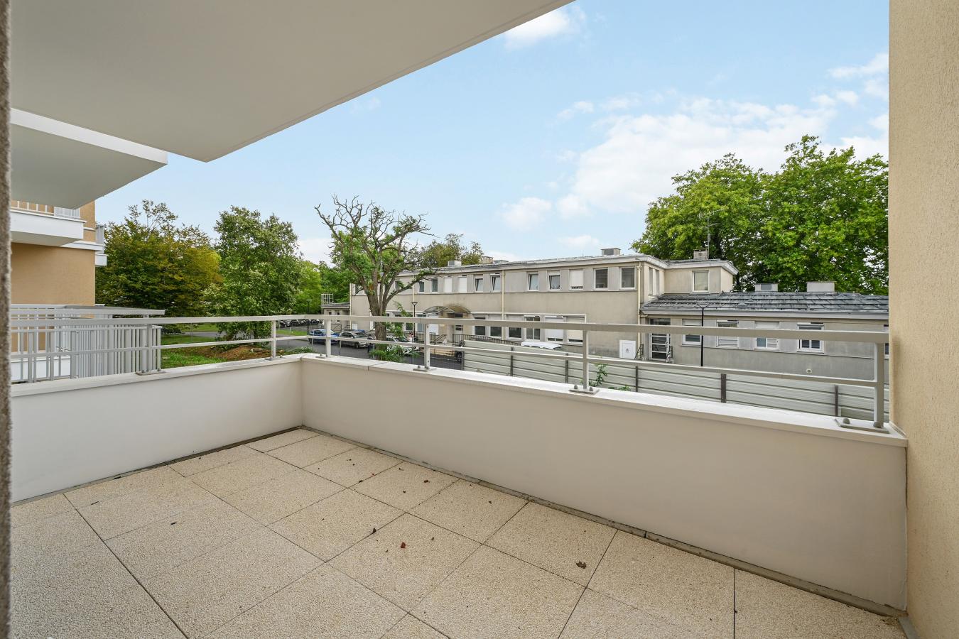 
																			2 pièces - 
																		2ème étage - 42m² - 872,56 € - Photo #0