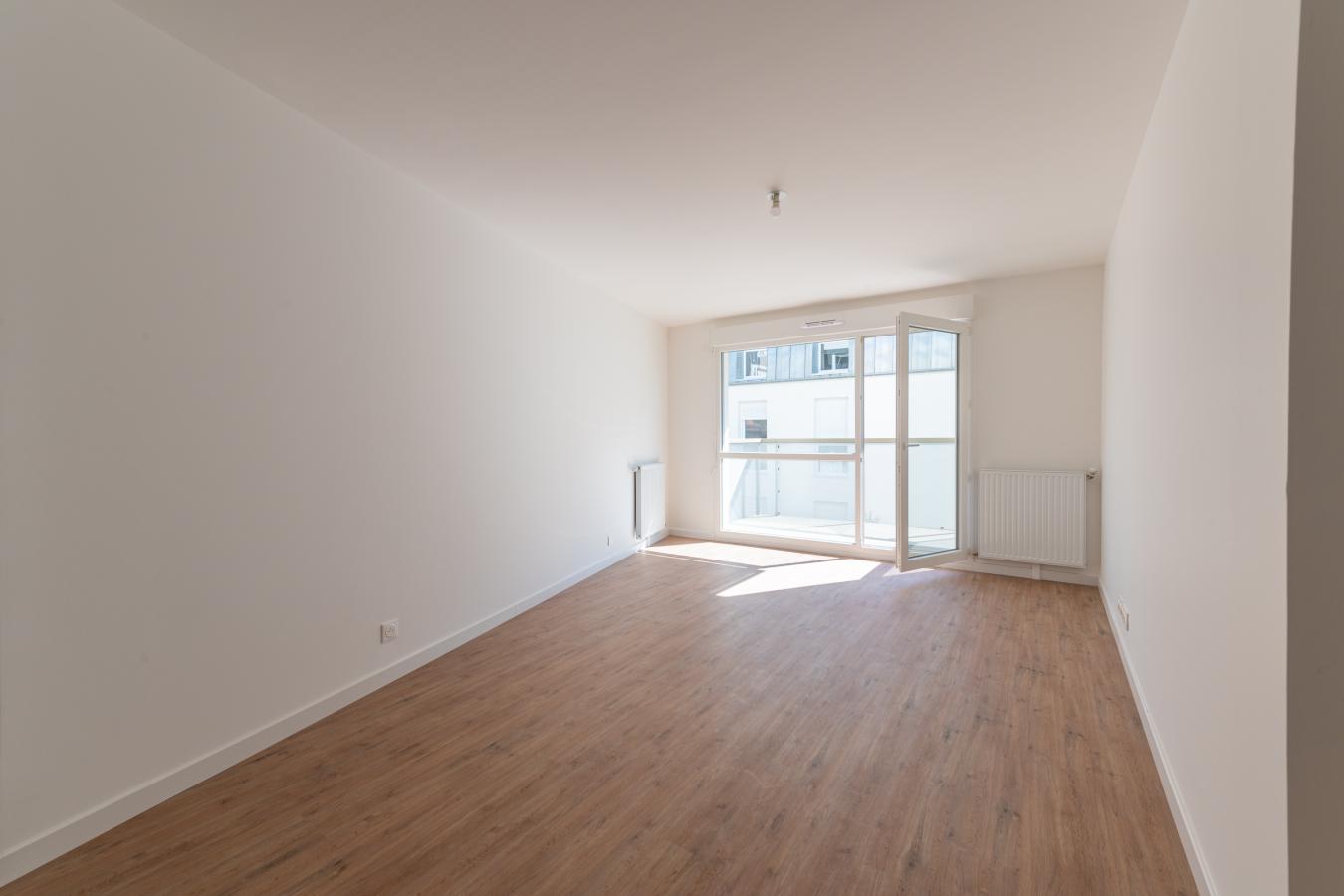 
																																							3 pièces - 
																																						1er étage - 71m² - 1 426,48 € - Photo #7