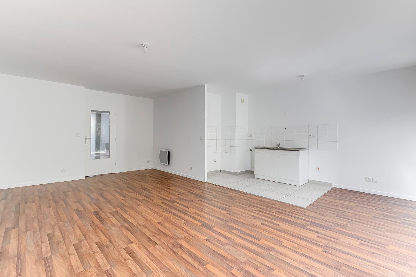 
																			3 pièces - 
																		RDC - 69m² - 780,00 € - Photo #6