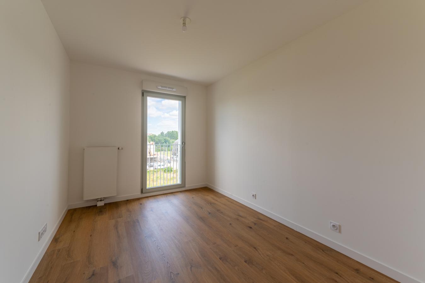 
																																							3 pièces - 
																																						1er étage - 59m² - 1 172,52 € - Photo #3