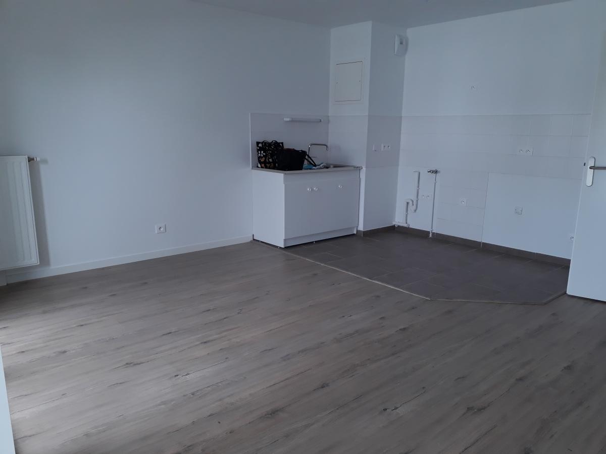 
																																							2 pièces - 
																																						2ème étage - 44m² - 710,85 € - Photo #4