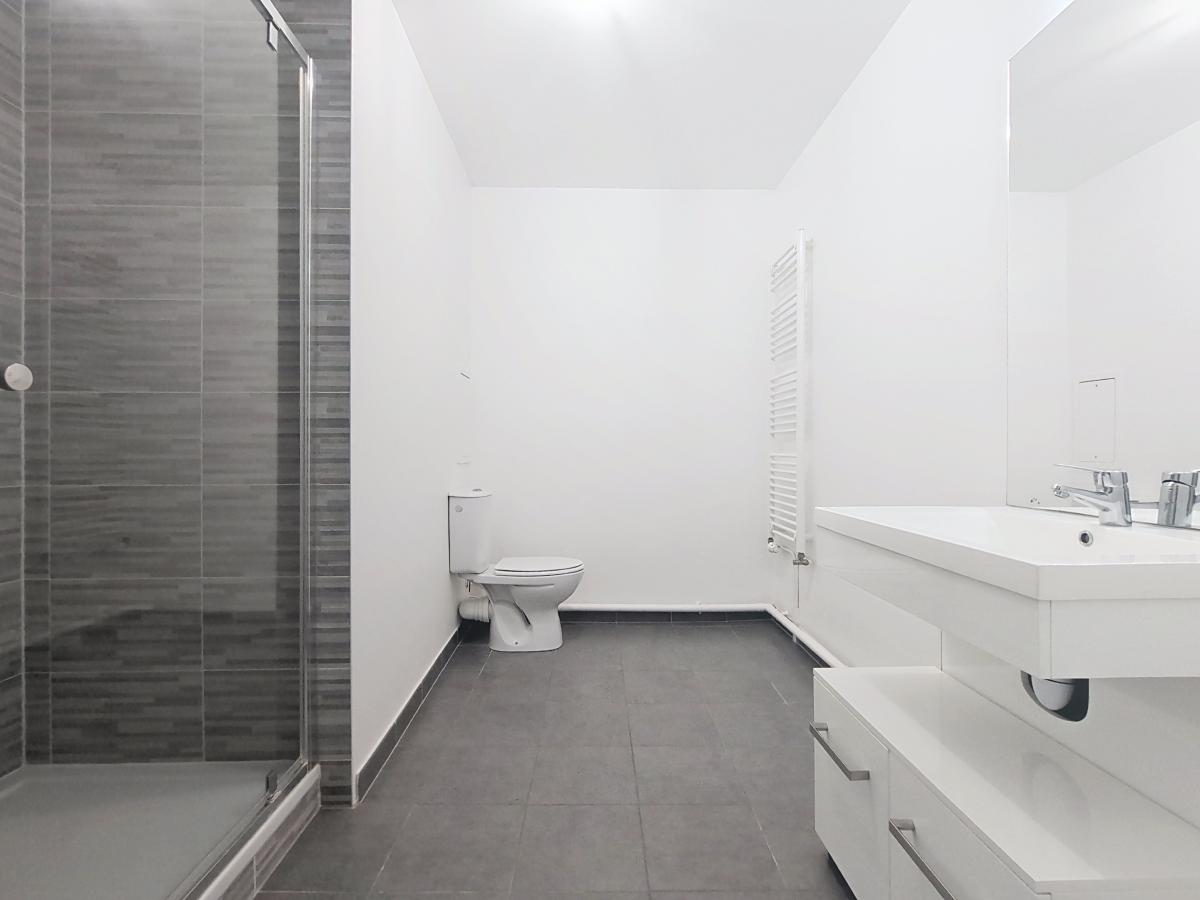 2 pièces - 1er étage - 43m² - 835,78 € - Photo #4