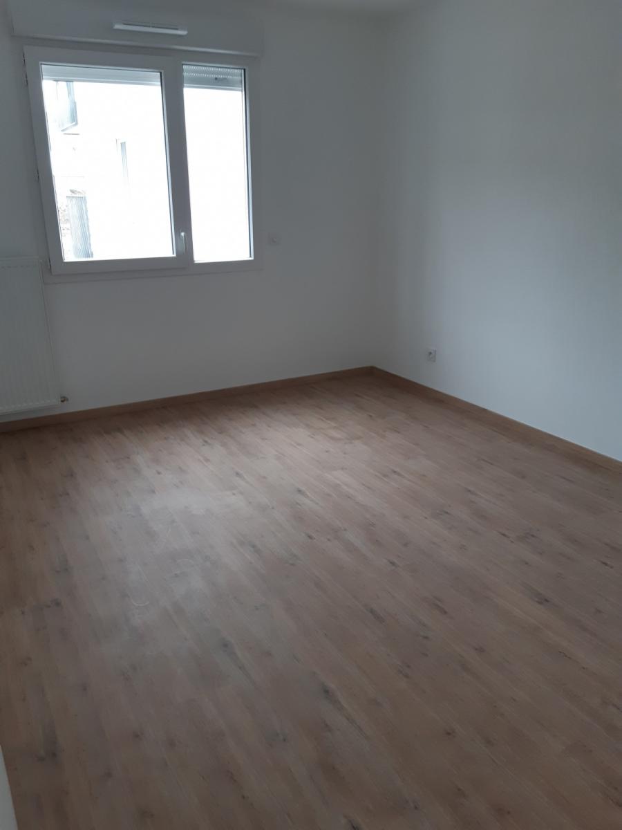 
																																							2 pièces - 
																																						2ème étage - 48m² - 637,64 € - Photo #3
