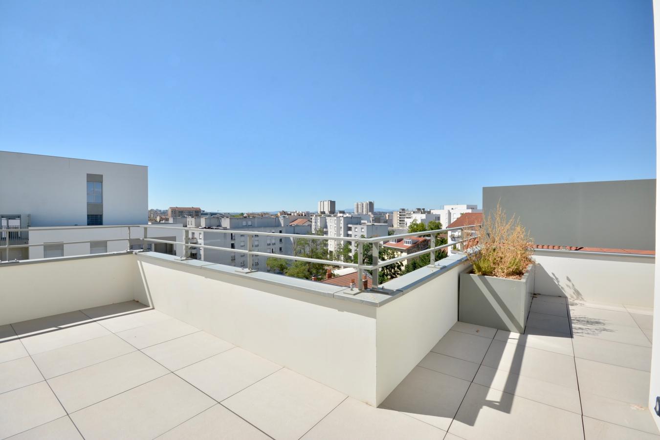 
																			5 pièces - 
																		6ème étage - 116m² - 1 736,63 € - Photo #1