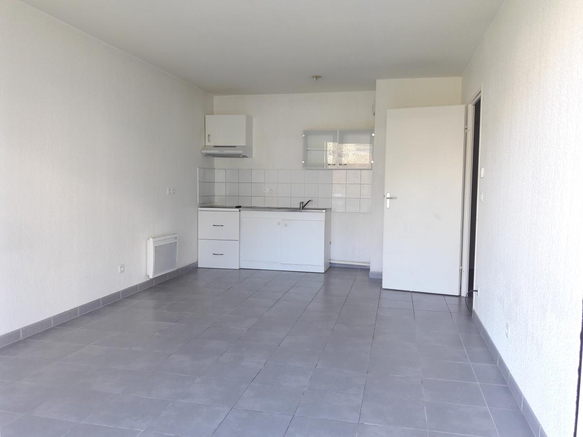 
																																							3 pièces - 
																																						4ème étage - 57m² - 706,19 € - Photo #5