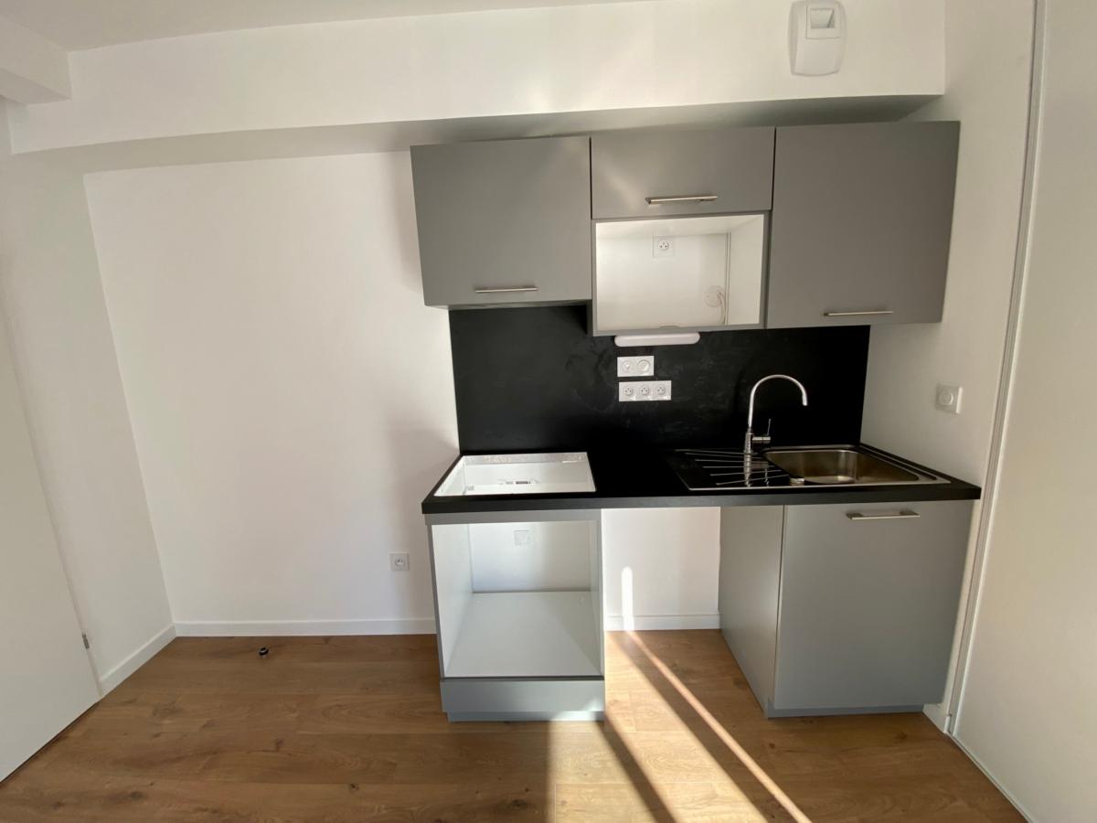 
																																							3 pièces - 
																																						1er étage - 63m² - 800,15 € - Photo #1