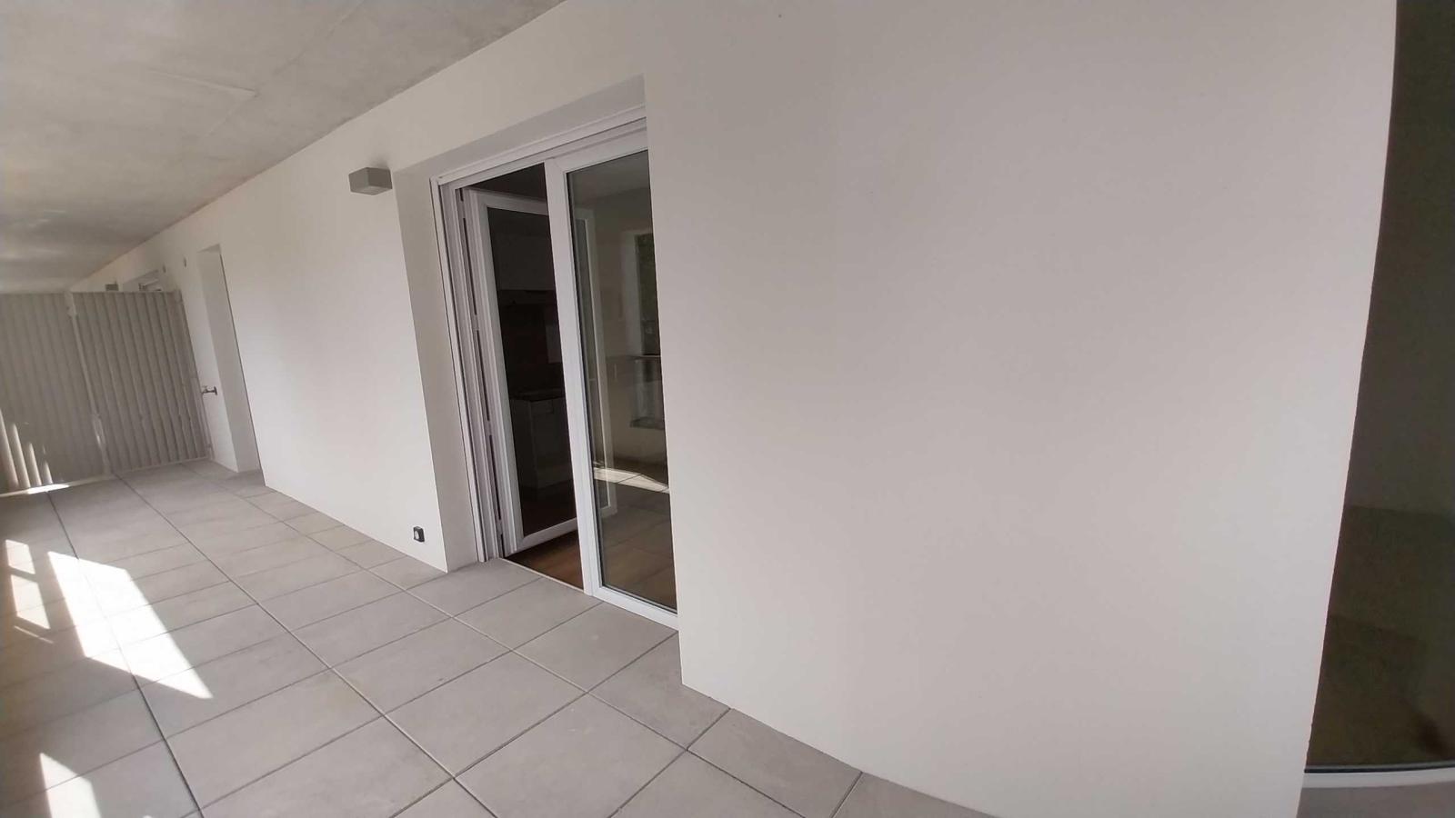 
																																							3 pièces - 
																																						1er étage - 58m² - 807,38 € - Photo #4