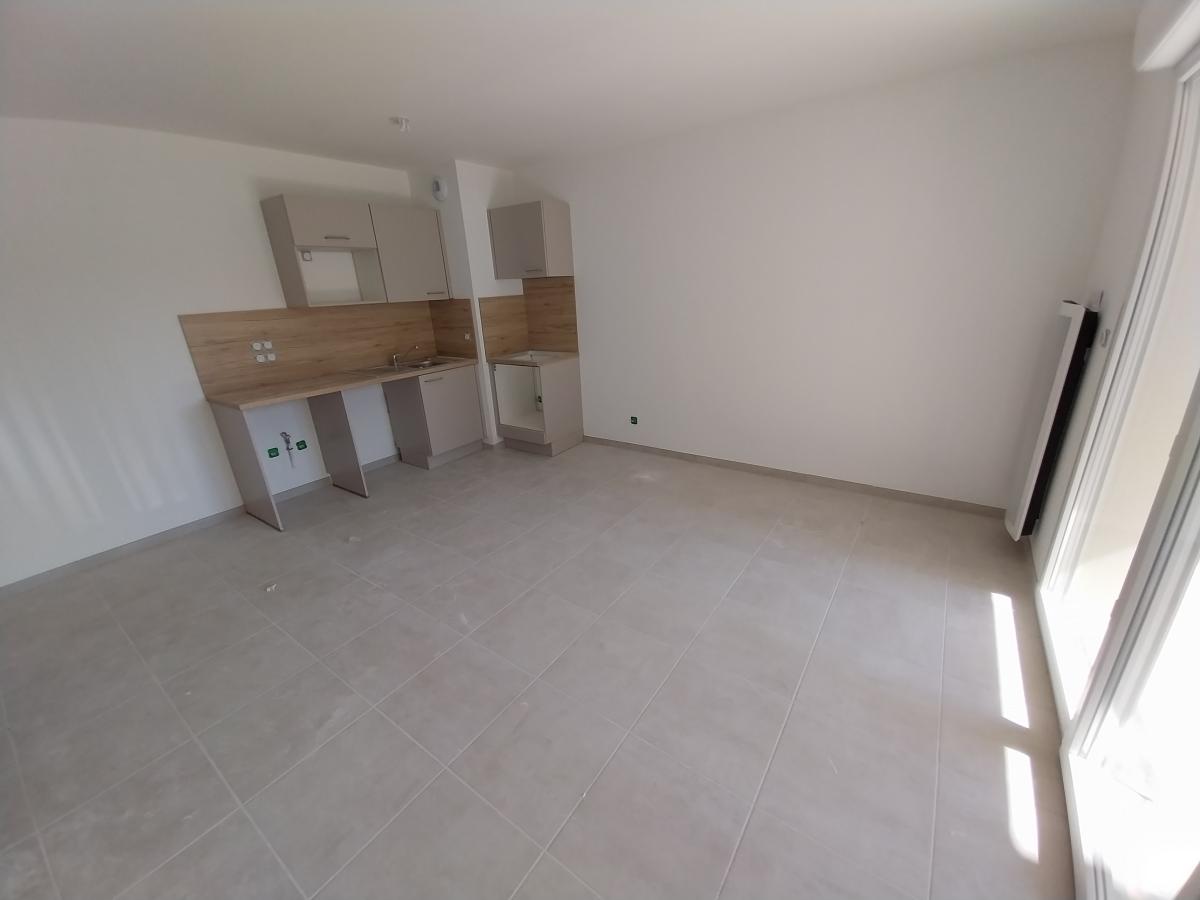
																			2 pièces - 
																		1er étage - 46m² - 639,11 € - Photo #4