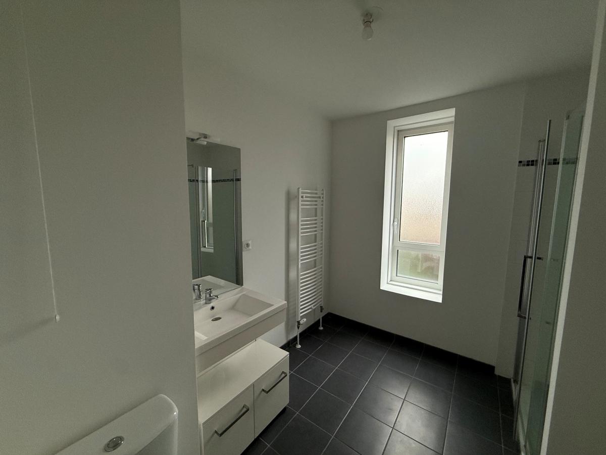 
																																							2 pièces - 
																																						2ème étage - 46m² - 710,35 € - Photo #5