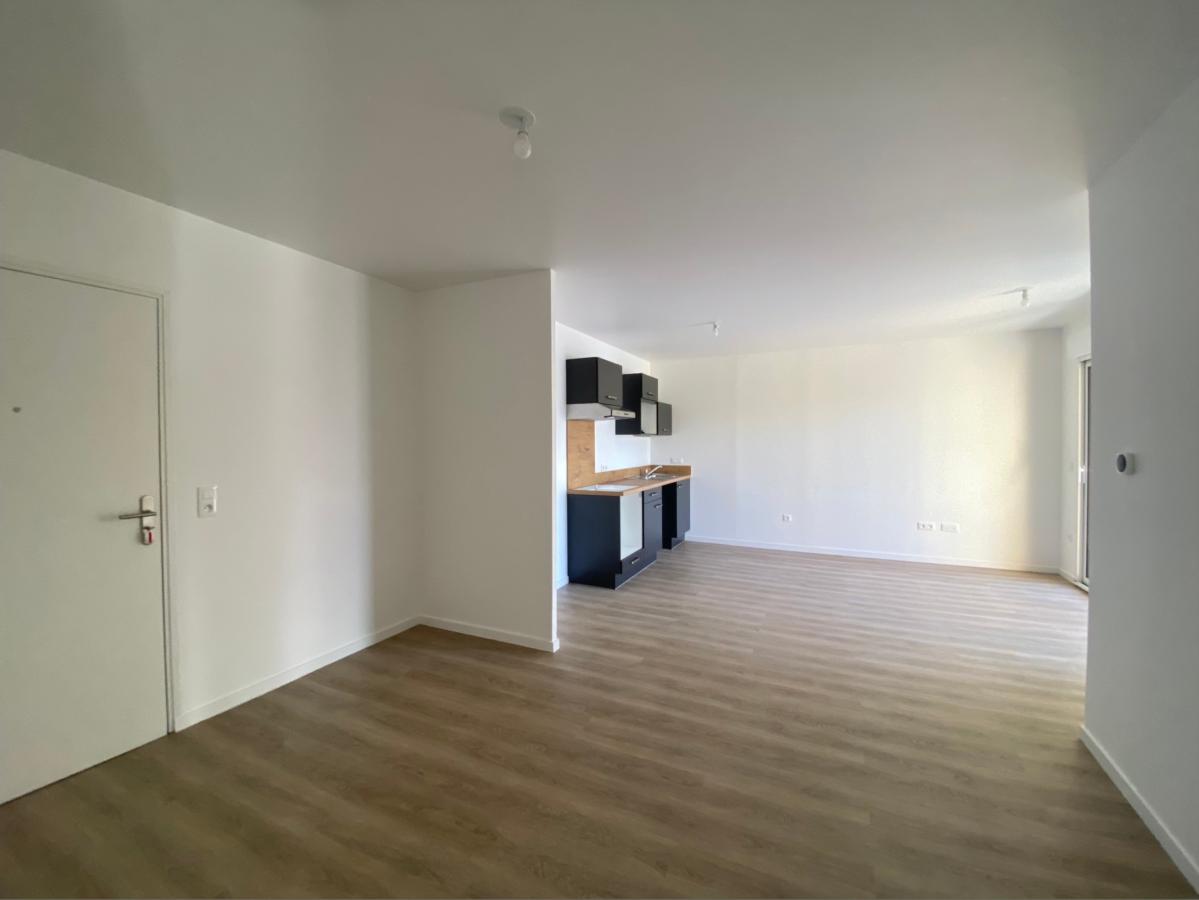 
																			3 pièces - 
																		3ème étage - 58m² - 795,25 € - Photo #3