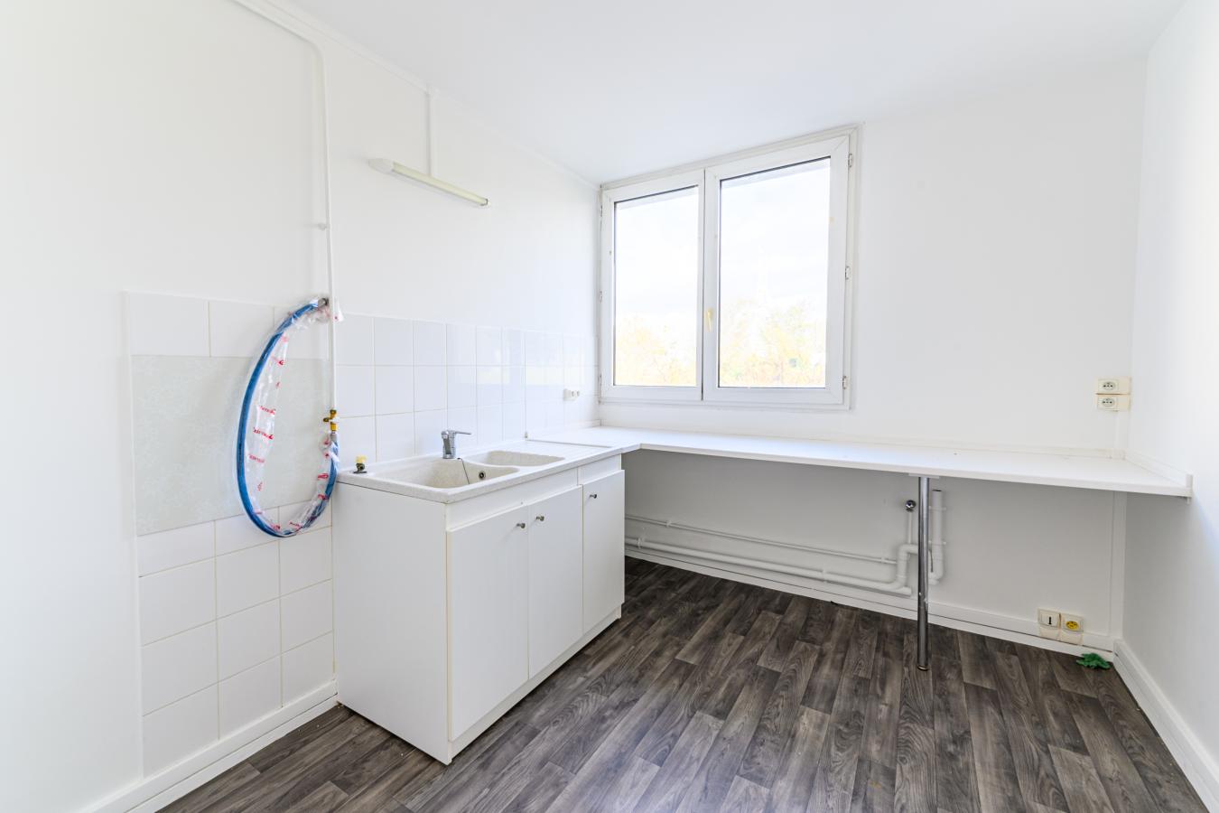 4 pièces -
11ème étage - 71m² - 1 308,24 € - Photo #3