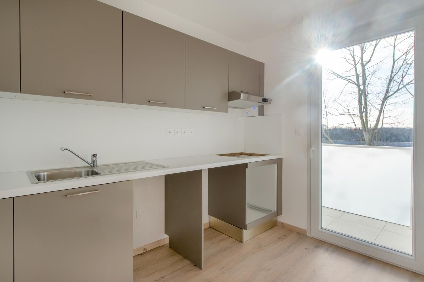 3 pièces - 3ème étage - 61m² - 758,13 € - Photo #3