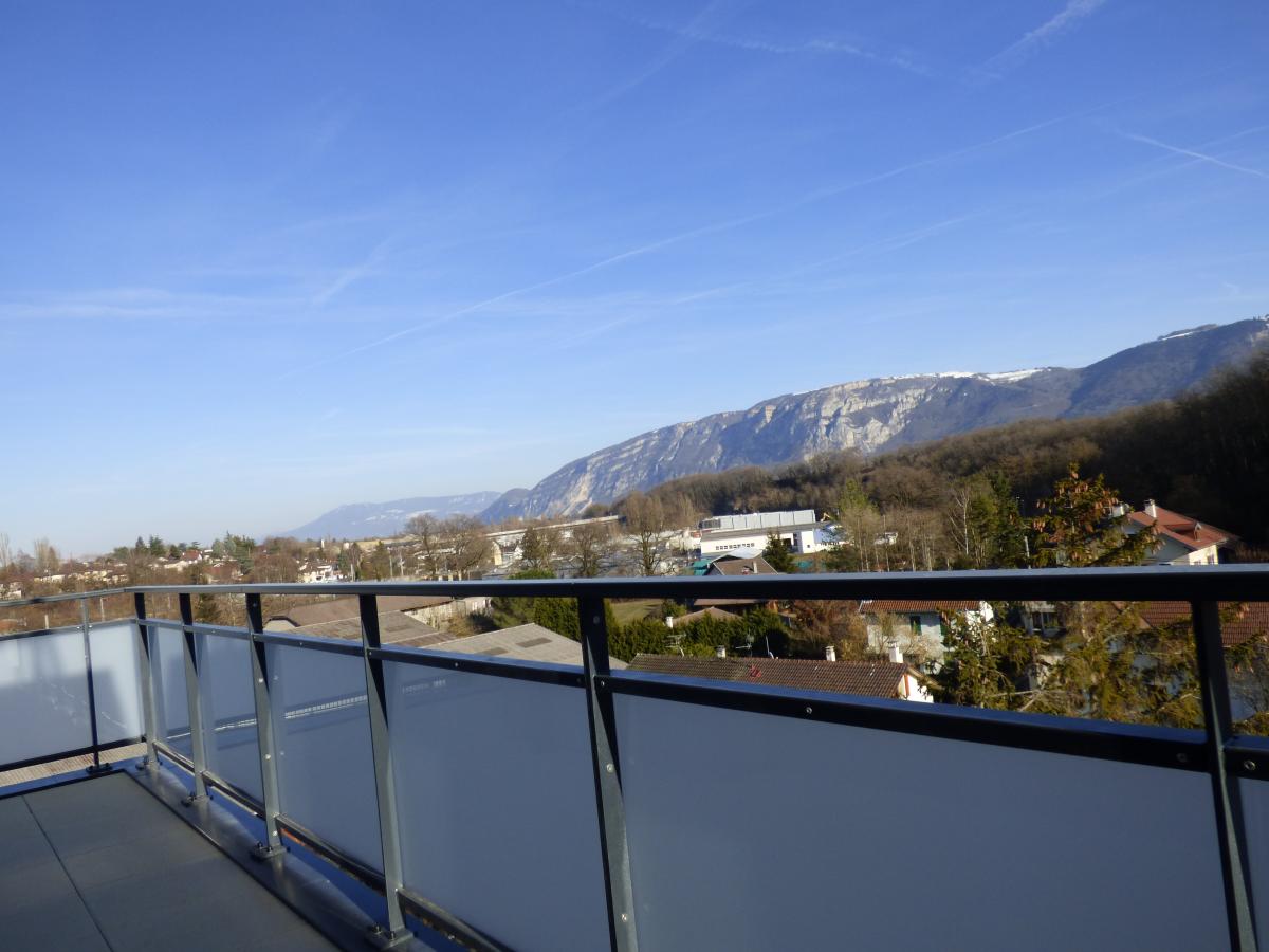 3 pièces - 6ème étage - 68m² - 1 276,39 € - Photo #0